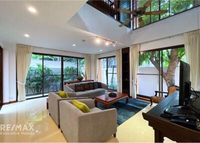 "Urban Luxury Condo in Watthana, Bangkok"