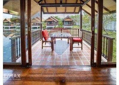 Huge 15 Rai Resort 56 Bungalows in Mae Nam 250M