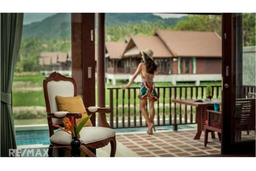 Huge 15 Rai Resort 56 Bungalows in Mae Nam 250M