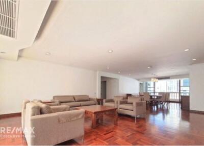 For Rent : Spacious Pet-Friendly Luxury Living on Sukhumvit 24 - 3BR