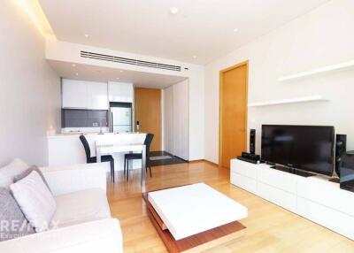 Pet friendly unit 1 bedroom on 14 floor Aequa Sukhumvit 49.