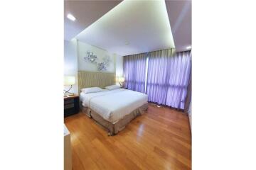 1BR Retreat at Via Botani Sukhumvit 47 - Low Rise Luxury Condo