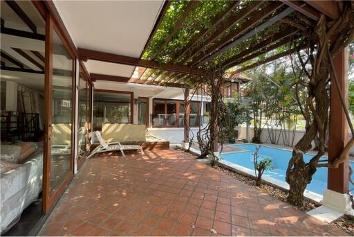 6BR Commercial-Ready Single House with Pool in Sukhumvit 26