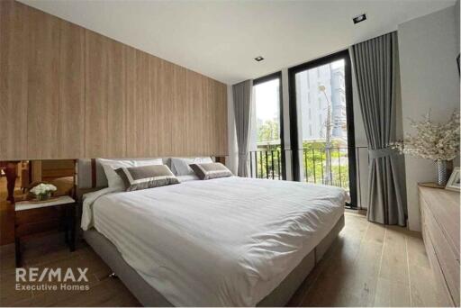 Pet friendly Modern 2 bed Ruamrudee, BTS Ploenchit