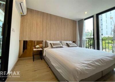 Pet friendly Modern 2 bed Ruamrudee, BTS Ploenchit