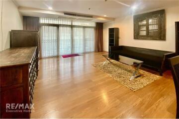 Newly Renovated 3BR/3BA Condo for Rent at Wattana Suite