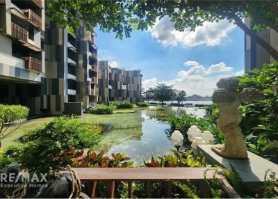 Exquisite Riverfront Sanctuary - Pano