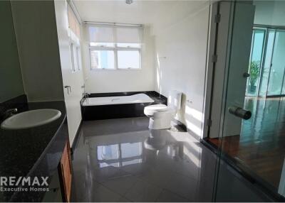 For Rent Modern 3 Bedrooms Open layout  Pet Friendly in Sathorn Just a short walk to BTS
