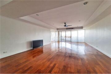 For Rent Stunning 4 Bedrooms with Big-Balcny   La Cascade