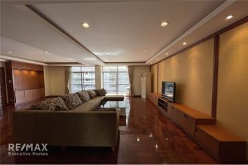 Luxurious 3BR Condo with Maid Room at Grand Ville House 1, Sukhumvit 24