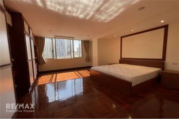 Luxurious 3BR Condo with Maid Room at Grand Ville House 1, Sukhumvit 24