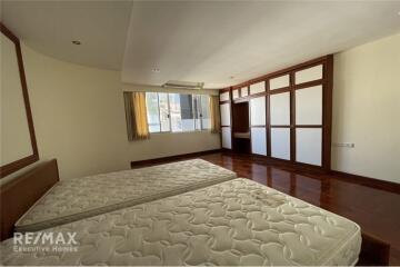 Luxurious 3BR Condo with Maid Room at Grand Ville House 1, Sukhumvit 24