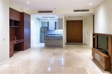 Newly Renovated 1BR for Rent at The Lakes - Fully Furnished High Floor