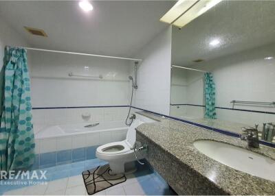1BR Apartment for Rent at Noble Solo Thong Lor - Close to BTS