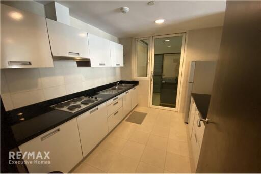 2BR High-Floor Condo at Wilshire Sukhumvit 22 - Close to Em District