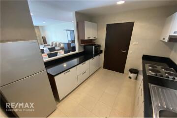 2BR High-Floor Condo at Wilshire Sukhumvit 22 - Close to Em District