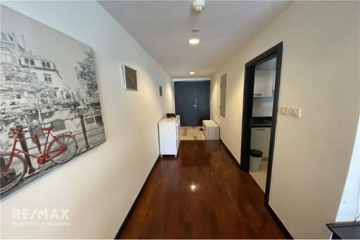 2BR High-Floor Condo at Wilshire Sukhumvit 22 - Close to Em District