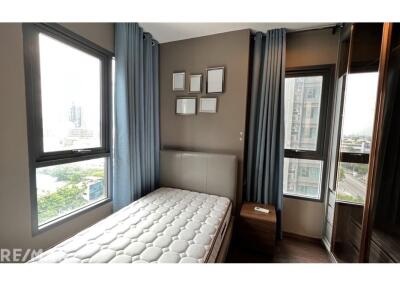 Stylish 2-Bed High-Rise Condo with Unblocked City Views at C Ekamai - For Sale