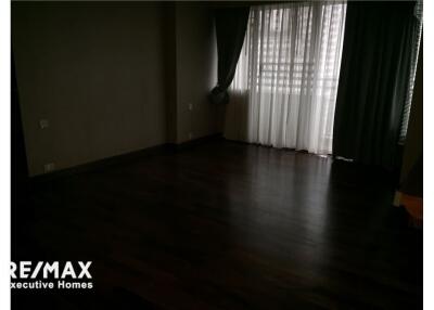 2 BEDROOM / FOR RENT / LAKEGREEN POOL FLOOR