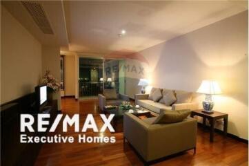 Promotion Price  3+1 Bedrooms with Balcony / For Rent / in Thonglor