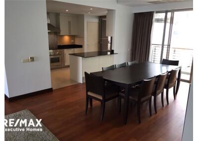 Apartment 3 Bedrooms For Rent in Ruamrudee