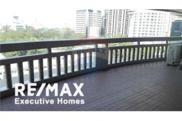 Apartment 3+1 Beds For Rent On Langsuan