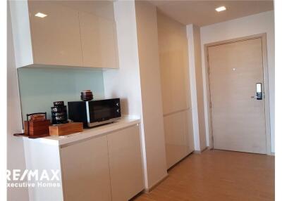 For Rent Liv@49 BTS Thonglor 2bed 2bath Very New!!