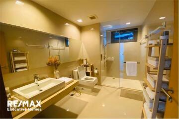 Condo For Sale 2Bedroom Fully Furnished At HYDE Sukhumvit 23, BTS Nana, Good Location.