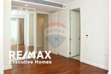 SALE! 2 beds, @Q Langsuan 25MB! *freehold*