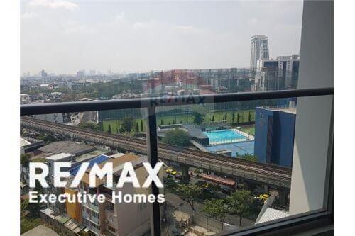 !HOT for RENT! 1 bed, 35K @ The Loft Ekkamai