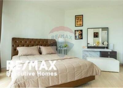 !For SALE! 2Beds @Baan Sathorn, river view, 12.8MB