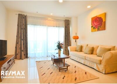 Spacious 1 Bedroom for Rent The Royal Maneeya