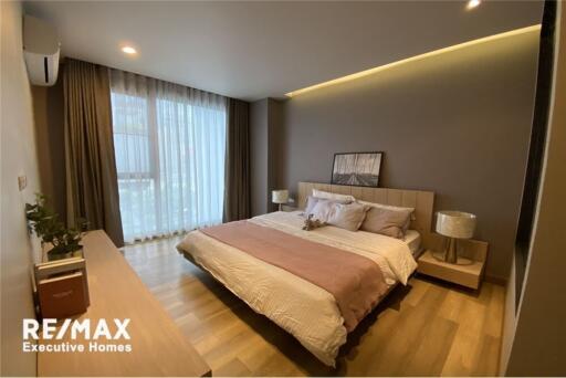 Exculsive Apartment 2 Beds For Rent Phromphong