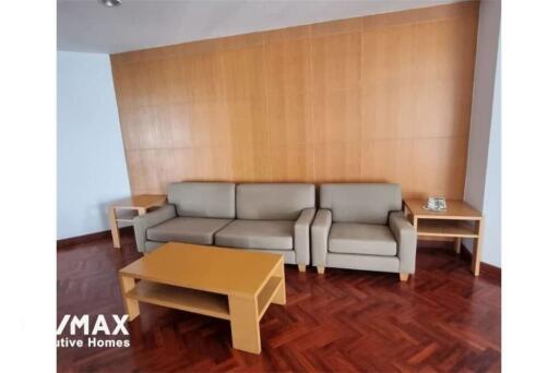 Special Co-vid Price Newly Apartment Pet Friendly 3 Beds For Rent Near BTS Phrompong Station