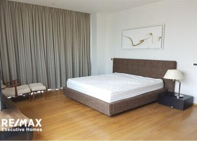 condo for rent,Saladaeng Residences,3beds,high floor,BTS Saladaeng,MRT Lumpini