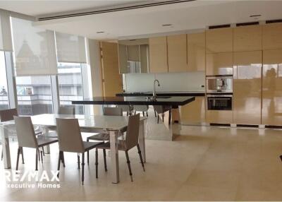 condo for rent,Saladaeng Residences,3beds,high floor,BTS Saladaeng,MRT Lumpini