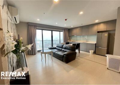 Spacious beautiful luxury unit with the view