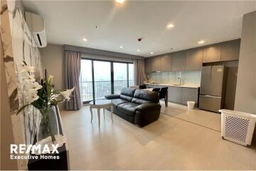 Spacious beautiful luxury unit with the view