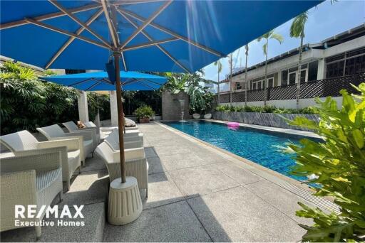 4+1 deplex in sukhumvit 41 green space private