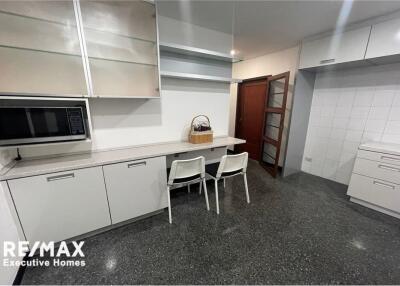 4+1 deplex in sukhumvit 41 green space private