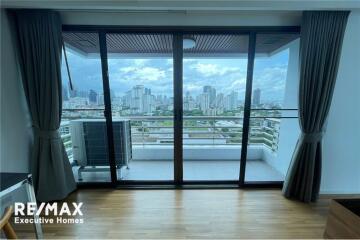 Luxury apartment in Sukhumvit 39 cat friendly