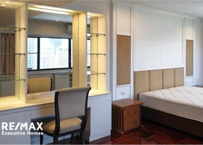 Deluxe 6 bed Duplex 650 sqm on Top Floor