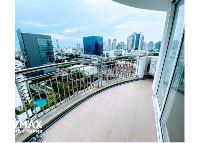 For rent 3 beds big balcony un blocked view Baan Suan Plu
