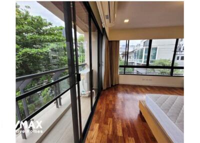 For rent pet friendly 2+1 bedrooms apartment in Sukhumvit 53 BTS Thonglor