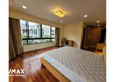 For rent pet friendly 2+1 bedrooms apartment in Sukhumvit 53 BTS Thonglor