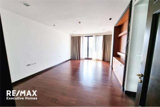 For Rent 5 Bedrooms apartment - Pet Friendly - Sukhumvit 31