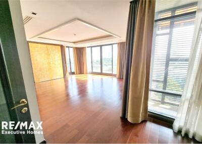 For rent pet friendly apartment 5 bedrooms in Sukhumvit 31 BTS Phrom Phong