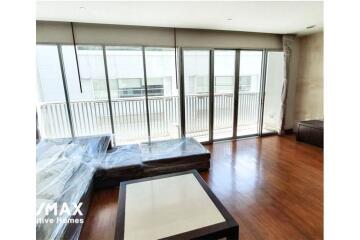 For rent pet friendly apartment 3 bedrooms in Sukhumvit 23 BTS Asoke MRT Sukhumvit