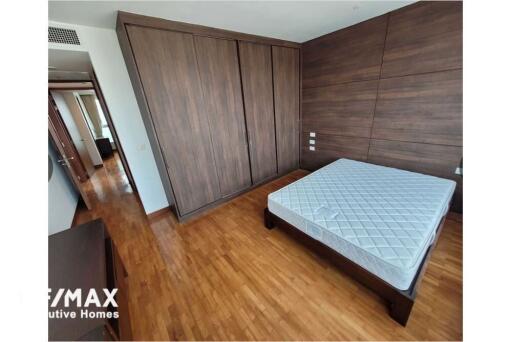 Pet Friendly 31 Bedroom Condo for Rent near Sukhumvit 23 BTS Asoke MRT Sukhumvit