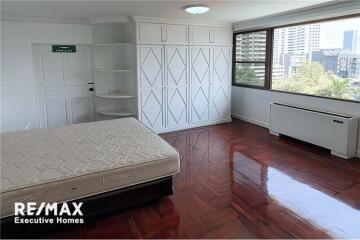 Spacious 3 Bed Condo with Tennis Court Access